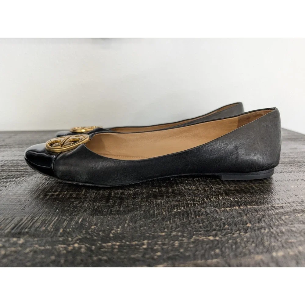 Tory Burch Chelsea Cap Toe Ballet Flats Black‎ Patent Leather Size 7 Gold Logo